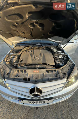 Универсал Mercedes-Benz C-Class 2008 в 
