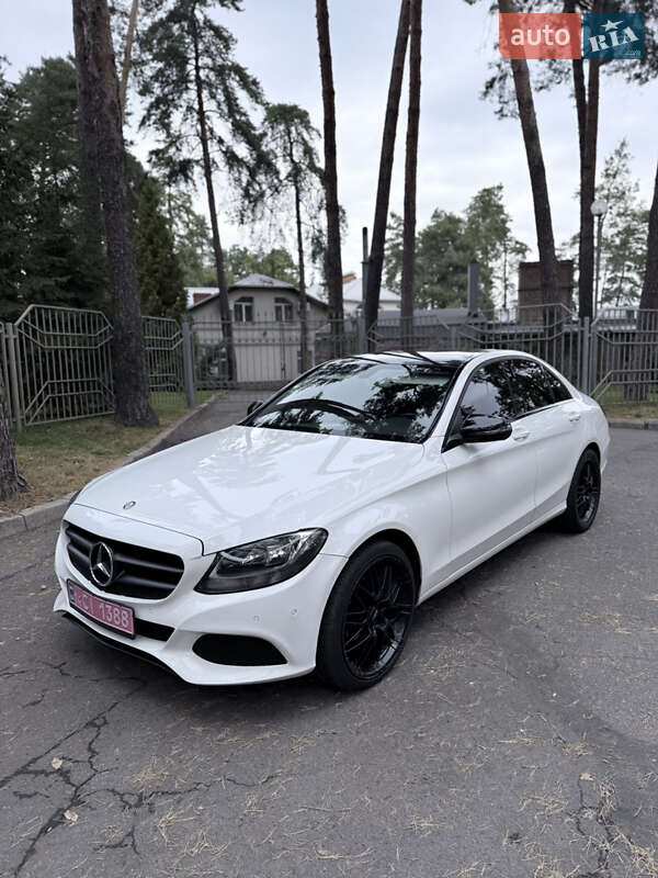 Седан Mercedes-Benz C-Class 2016 в Черкасах