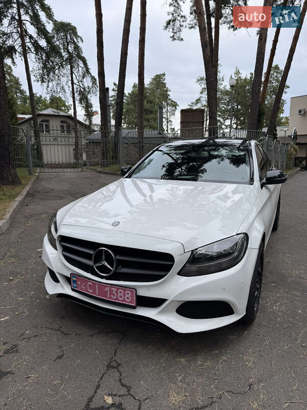 Седан Mercedes-Benz C-Class 2016 в Черкасах