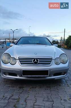Купе Mercedes-Benz C-Class 2004 в 