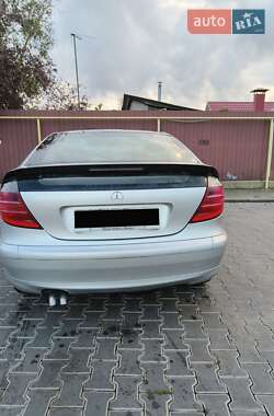 Купе Mercedes-Benz C-Class 2004 в 