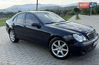 Седан Mercedes-Benz C-Class 2000 в 