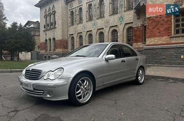 Седан Mercedes-Benz C-Class 2004 в Полтаві