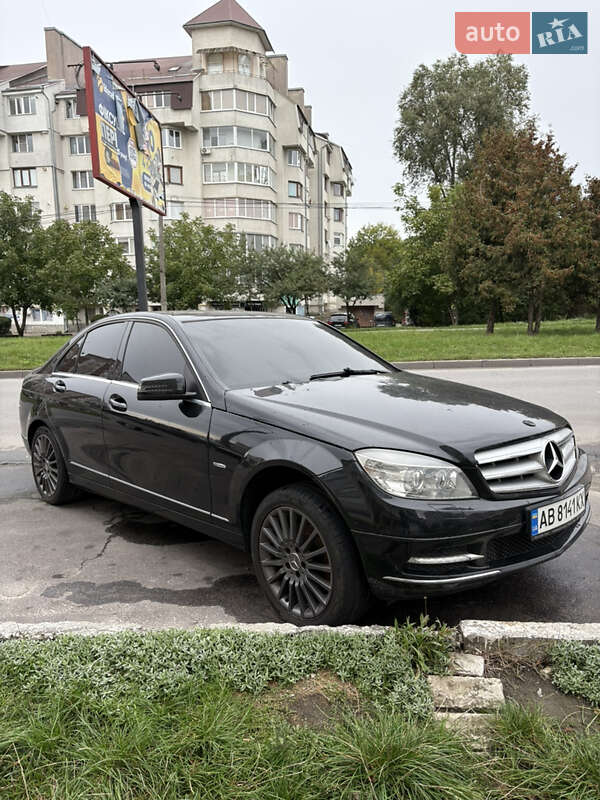 Седан Mercedes-Benz C-Class 2010 в Тернополе