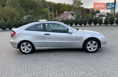 Купе Mercedes-Benz C-Class 2001 в 