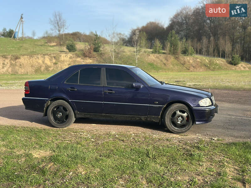 Седан Mercedes-Benz C-Class 1997 в Долине