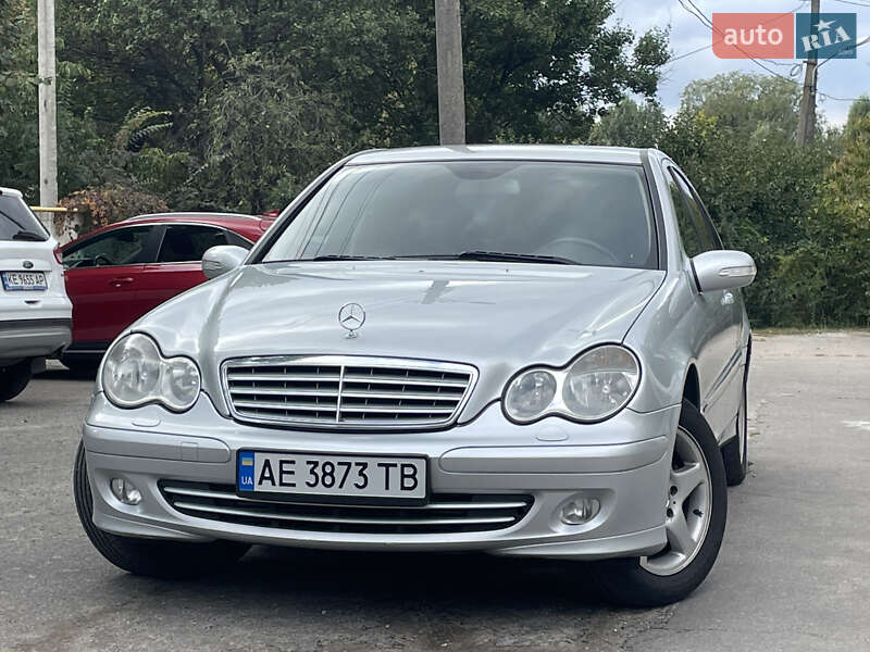 Mercedes-Benz C-Class 2007