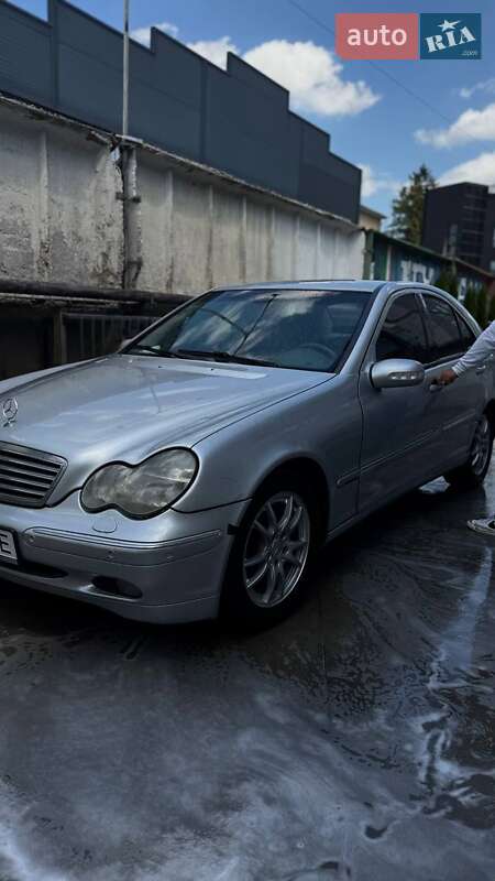 Седан Mercedes-Benz C-Class 2000 в Пустомытах