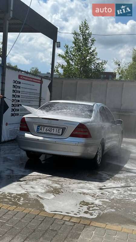 Седан Mercedes-Benz C-Class 2000 в Пустомытах