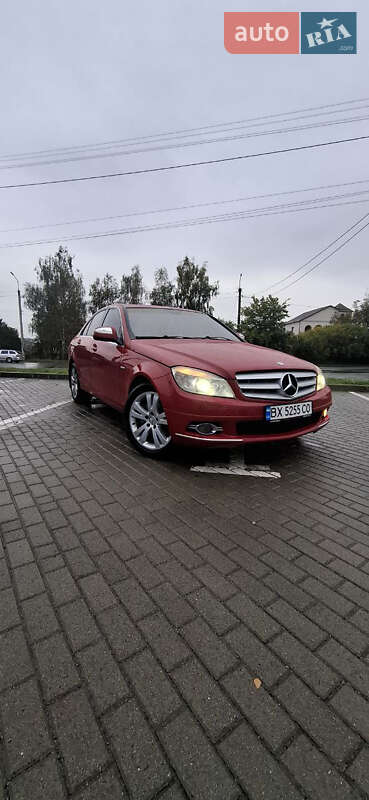 Седан Mercedes-Benz C-Class 2008 в Ровно