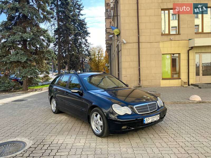Mercedes-Benz C-Class 2003