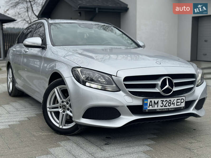 Универсал Mercedes-Benz C-Class 2015 в Житомире