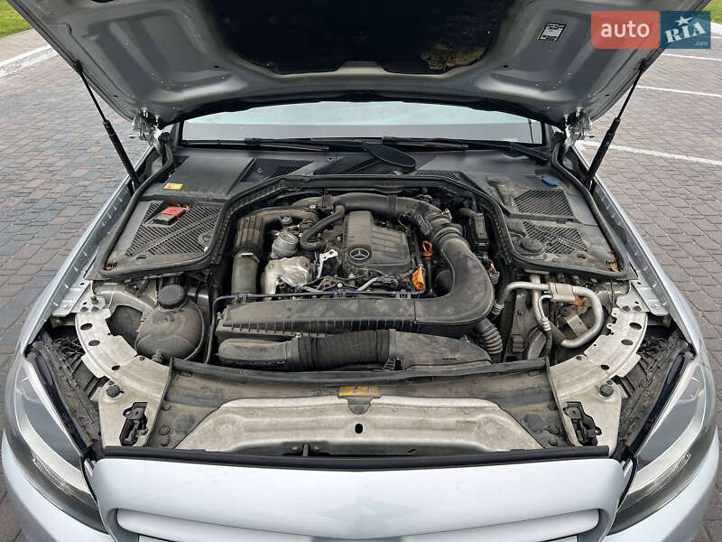 Универсал Mercedes-Benz C-Class 2015 в Житомире