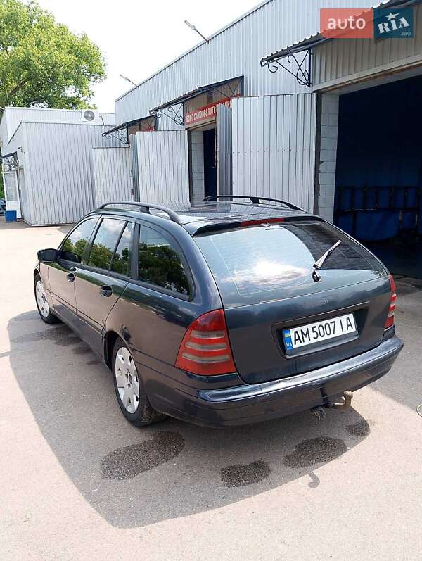 Универсал Mercedes-Benz C-Class 2001 в Коростене фото 7 Универсал Mercedes-Benz C-Class 2001 в Коростене