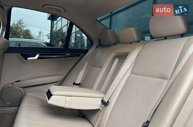 Седан Mercedes-Benz C-Class 2013 в 