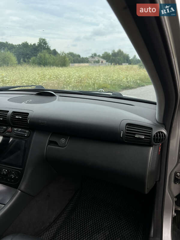 Седан Mercedes-Benz C-Class 2002 в Полонном