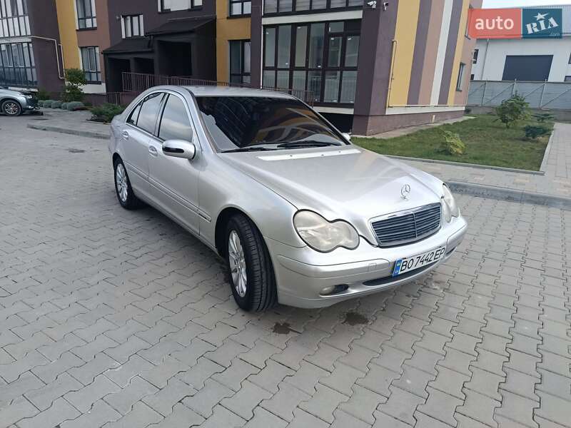 Седан Mercedes-Benz C-Class 2001 в Тернополе