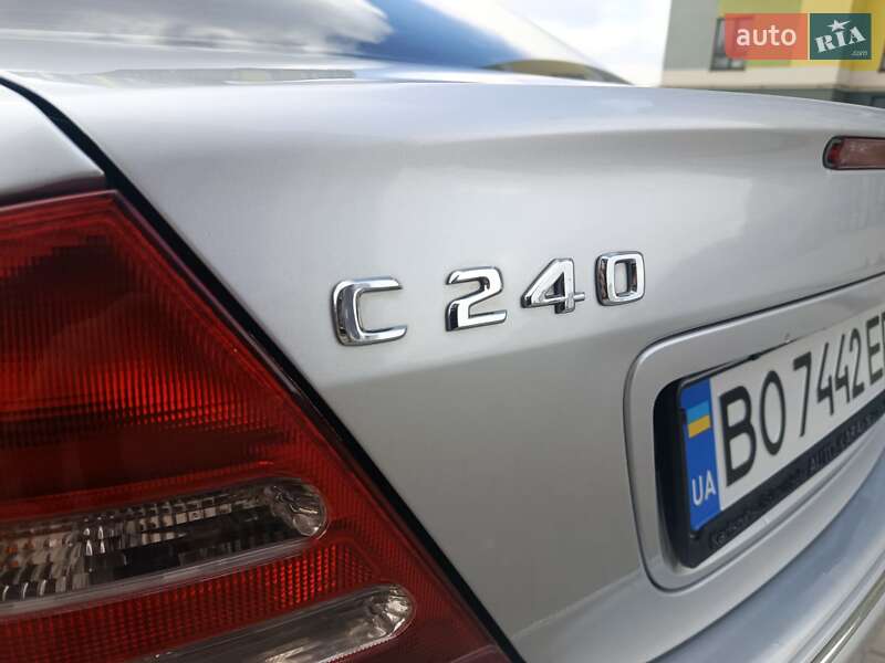 Седан Mercedes-Benz C-Class 2001 в Тернополе