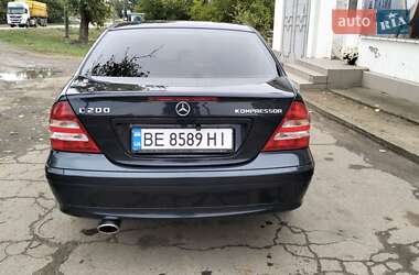 Седан Mercedes-Benz C-Class 2004 в 