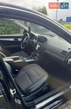 Седан Mercedes-Benz C-Class 2008 в 