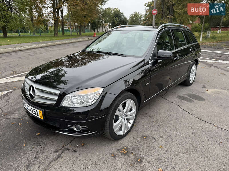 Универсал Mercedes-Benz C-Class 2009 в 