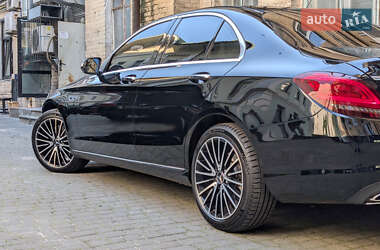 Седан Mercedes-Benz C-Class 2014 в  фото 4 Седан Mercedes-Benz C-Class 2014 в