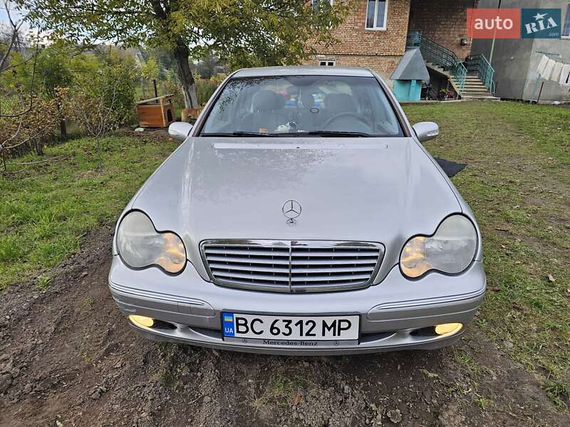 Седан Mercedes-Benz C-Class 2003 в Дрогобыче фото 10 Седан Mercedes-Benz C-Class 2003 в Дрогобыче