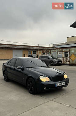 Седан Mercedes-Benz C-Class 2002 в 