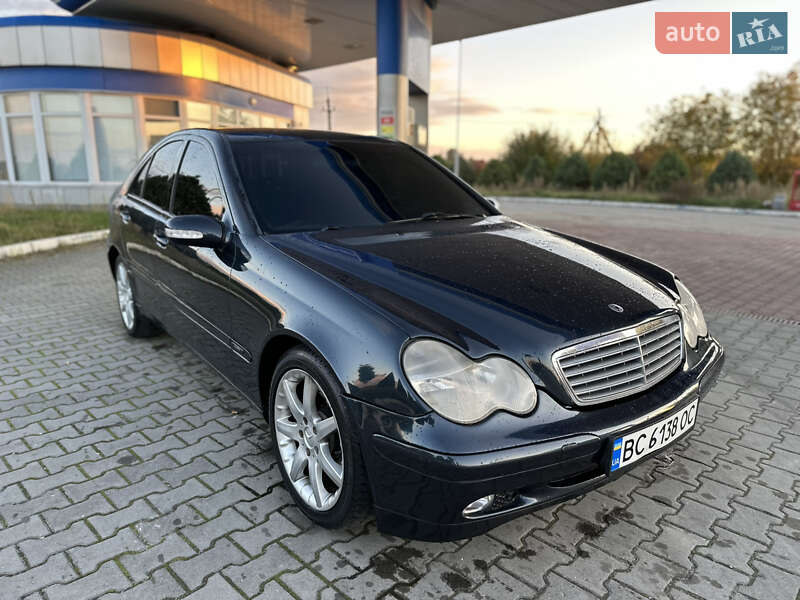 Седан Mercedes-Benz C-Class 2001 в Жовкве