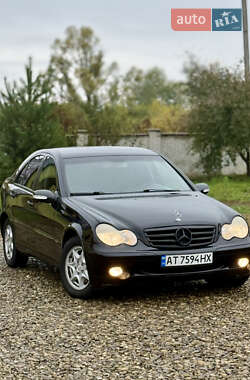Седан Mercedes-Benz C-Class 2003 в 