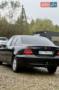 Седан Mercedes-Benz C-Class 2003 в 