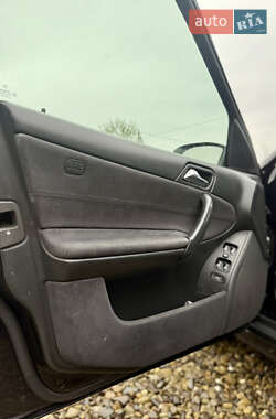 Седан Mercedes-Benz C-Class 2003 в 