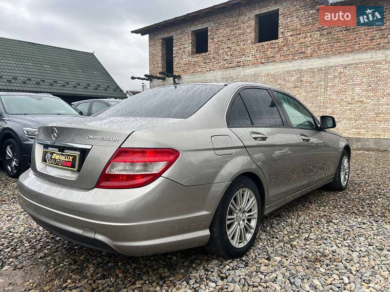Седан Mercedes-Benz C-Class 2007 в Коломые