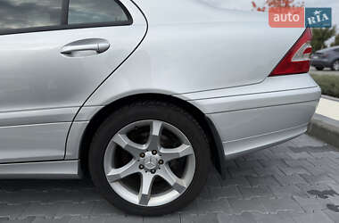Седан Mercedes-Benz C-Class 2006 в 