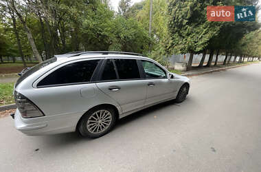 Універсал Mercedes-Benz C-Class 2004 в 