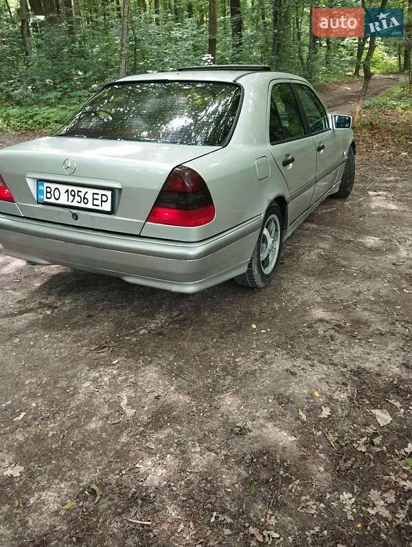 Седан Mercedes-Benz C-Class 1998 в Кам'янець-Подільському фото 3 Седан Mercedes-Benz C-Class 1998 в Кам'янець-Подільському