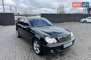 Седан Mercedes-Benz C-Class 2004 в 