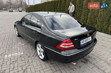 Седан Mercedes-Benz C-Class 2004 в 