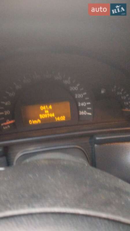 Седан Mercedes-Benz C-Class 2002 в Харькове