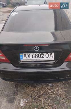 Седан Mercedes-Benz C-Class 2002 в Харькове