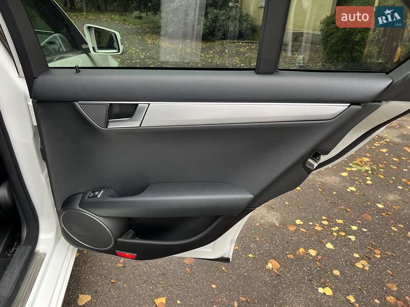 Седан Mercedes-Benz C-Class 2013 в Одесі