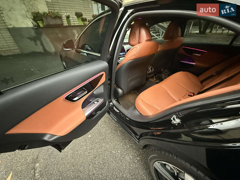 Седан Mercedes-Benz C-Class 2023 в Киеве