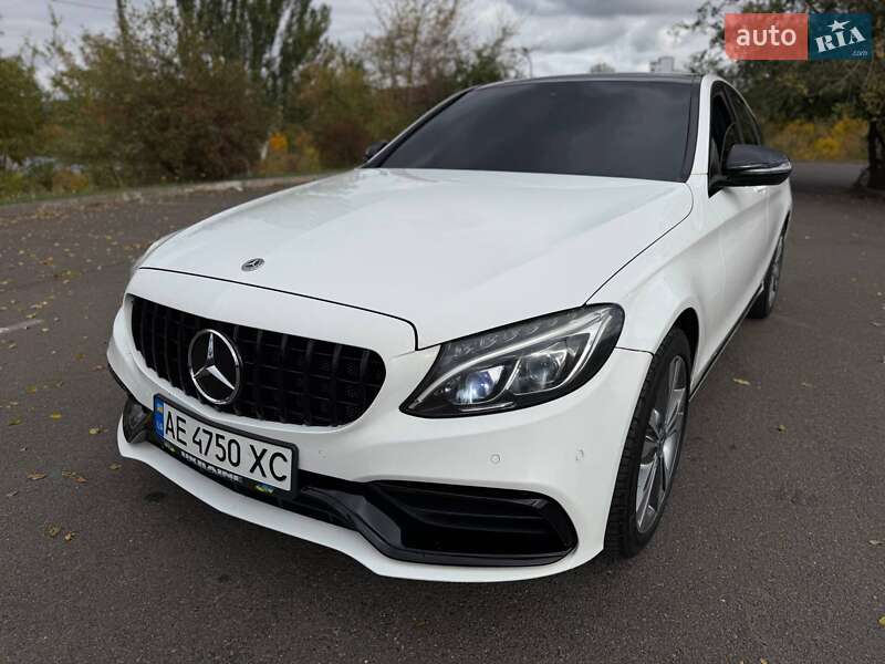 Седан Mercedes-Benz C-Class 2017 в Кривом Роге