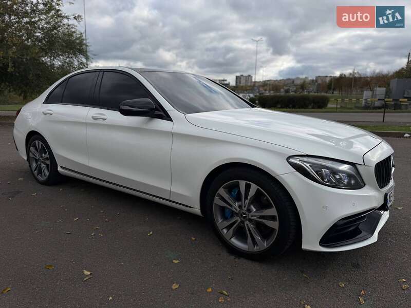 Седан Mercedes-Benz C-Class 2017 в Кривом Роге
