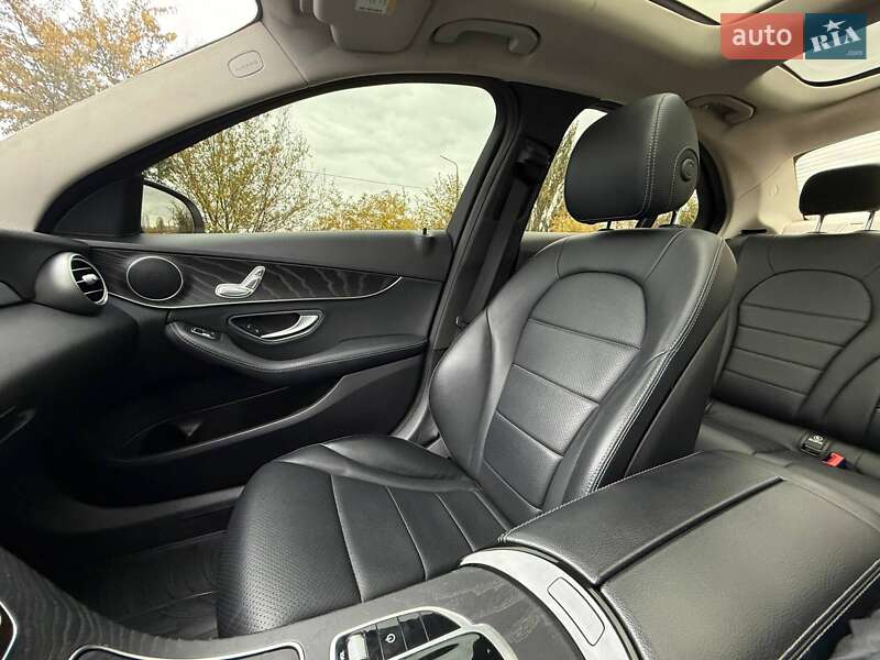 Седан Mercedes-Benz C-Class 2017 в Кривом Роге