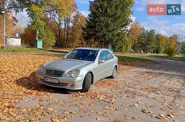 Седан Mercedes-Benz C-Class 2004 в 