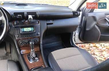 Седан Mercedes-Benz C-Class 2004 в 
