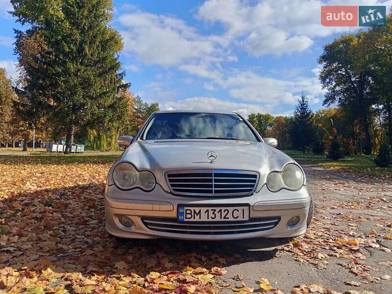 Седан Mercedes-Benz C-Class 2004 в Сумах