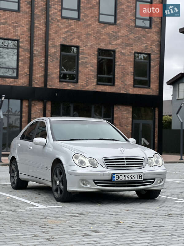 Седан Mercedes-Benz C-Class 2006 в Вінниці