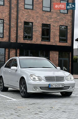 Седан Mercedes-Benz C-Class 2006 в 